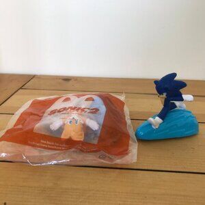 Sonic The Hedgehog 2 Plastic Action Figures Sonic  Tails McDonald's Toy